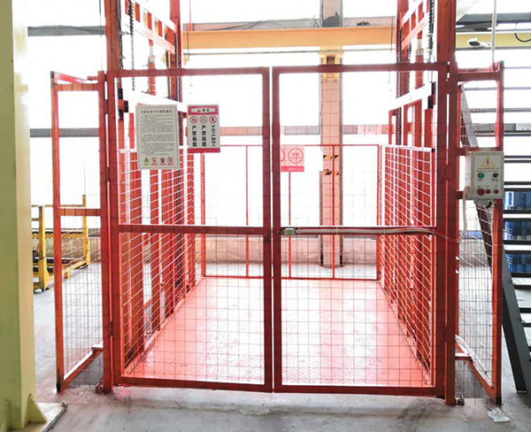 升降货梯安装费用_车间升降货梯价格因素_升降货梯如何选择尺寸大小
